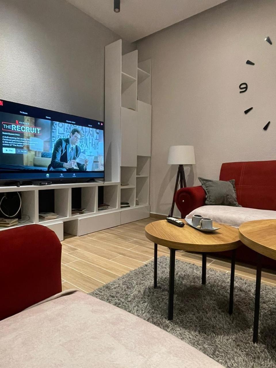 Ora-Prn,Cosy Apartment In The City Center 프리슈티나 외부 사진